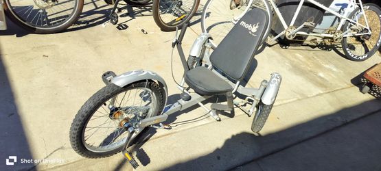 three wheeler bike