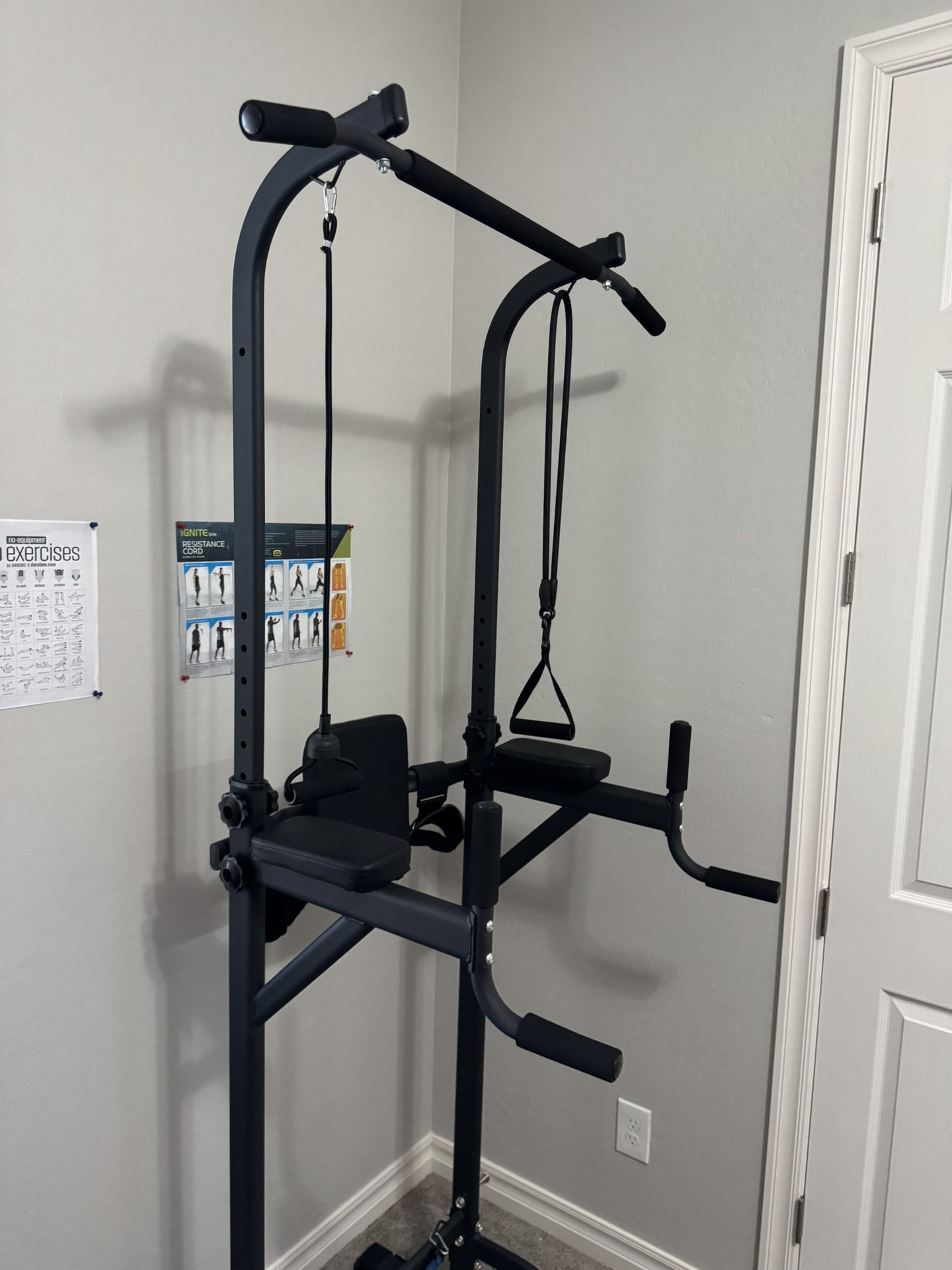 Dip Station/Pull Up Bar/ Tower Bar Work Out Equipment