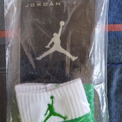 JUMPMAN ANKLE SOCKS.... CHECK OUT MY PAGE FOR MORE ITEMS