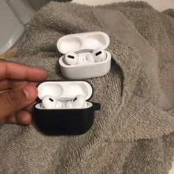 2 AirPods Pro + PlayStation 4 and PlayStation 3 Bundle Comes With Everything!