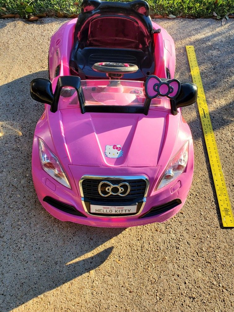 Hello Kitty Motorized Car