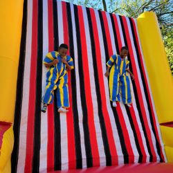 Inflatable Sticky Wall