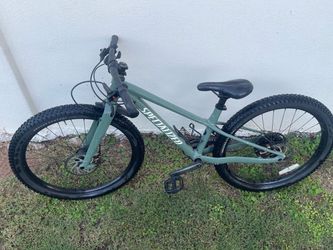 Specialized Mountain Bike 24in