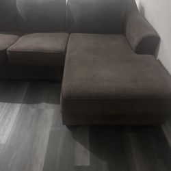 Couch 450 60 Inch TV 350