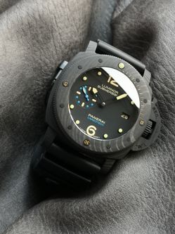 Panerai Submersible Carbotech Watch