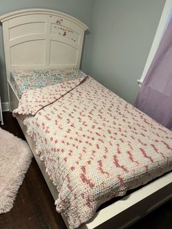 Used twin sized bed