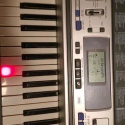 Casio LK-100 Electronic Lighted Keyboard