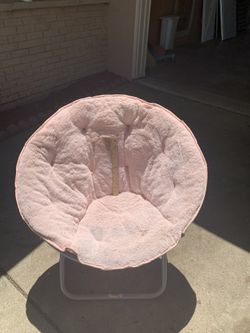 Pink furry round chair