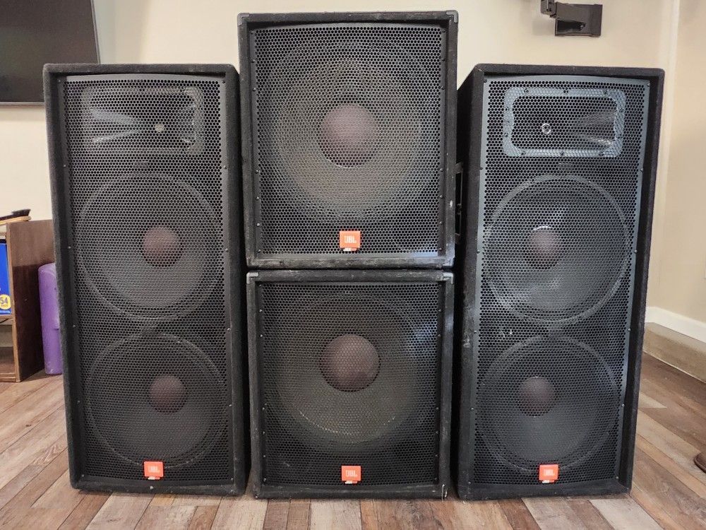 JBL 18' JRX118S Subwoofer & Dual 15" JRX125 Tower
