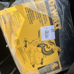 Dewalt Saw