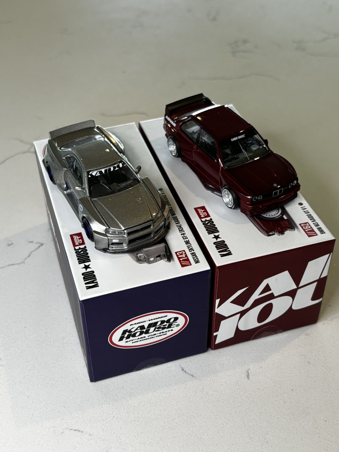 DIECAST KAIDO HOUSE NISSAN SKYLINE GT-R AND RED BMW M3
