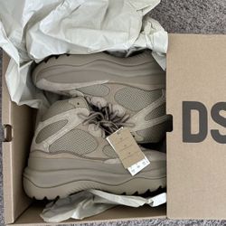 Yeezy Boots 10.5 (Fits like 9.5) 