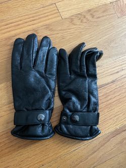 Dockers Men's Black Genuine Leather Gloves – Insulated Winter Driving Gloves Up for sale is a classic pair of Dockers men's leather gloves in sleek bl