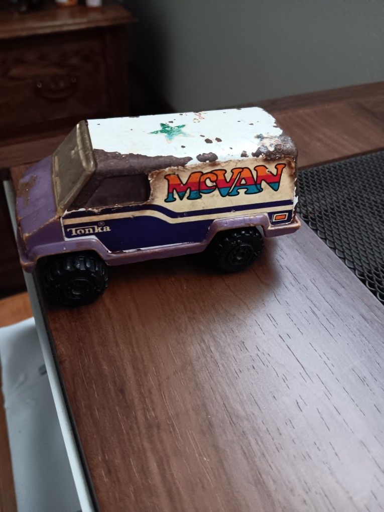Vintage 1980s Tonka Mcvan