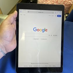 iPad 7th generation  32GB OS version 18.7.3