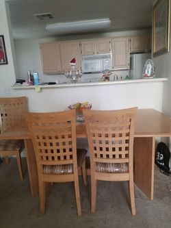 Kitchen table