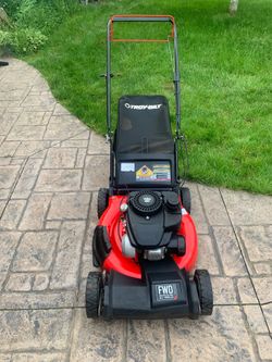Craftsman 21" Self-Propelled Lawnmower w/ Bagger