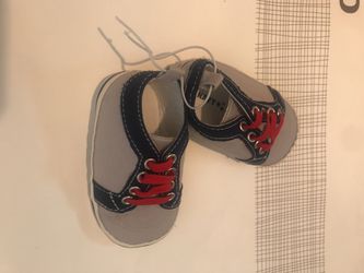 Old Navy Baby Slip on Shoes Size 3