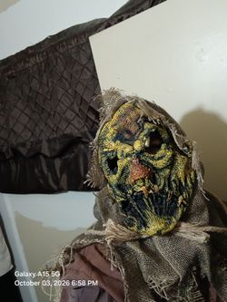 Adult Halloween costume scary scarecrow, $17 o.b.o.