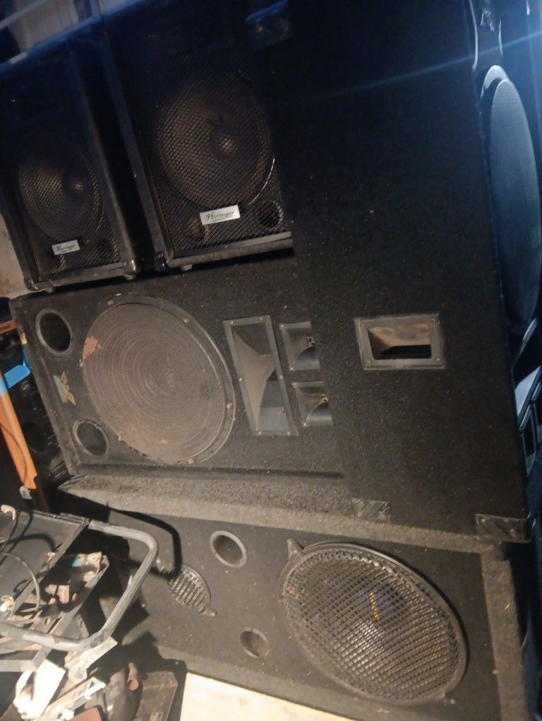 2 15ths Jenesen Speakers 1, 15s Proaudio 2 Hamilton 10ths