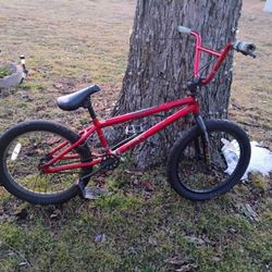 Mongoose Legion 20" BMX Bicycle - Need New Seat