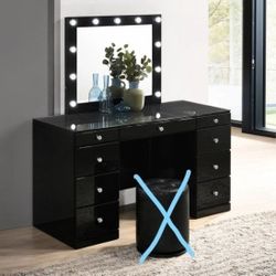 BRAND NEW Wood Vanity With Mirror (2 Colors)