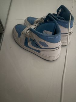 Air Jordan 1 Mid
