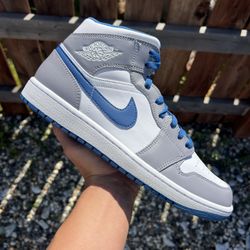 Jordan 1 Mid True Blue (Size 5.5Y, 8, 10.5, 12)