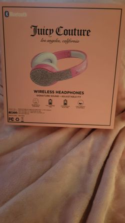 Juicy Couture Pink Wireless Bluetooth Headphones