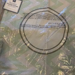 Pb Teen /Pb Kids New Pillow Covers 16x16