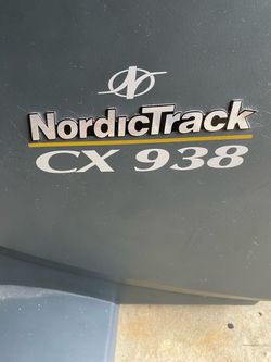 Elliptical exercise machine nordictrack