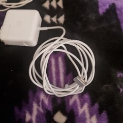 When Apple Charger For A Watch And It Also Charges Other Things In Five Just Apple Phone Chargers They're All Like New And Work