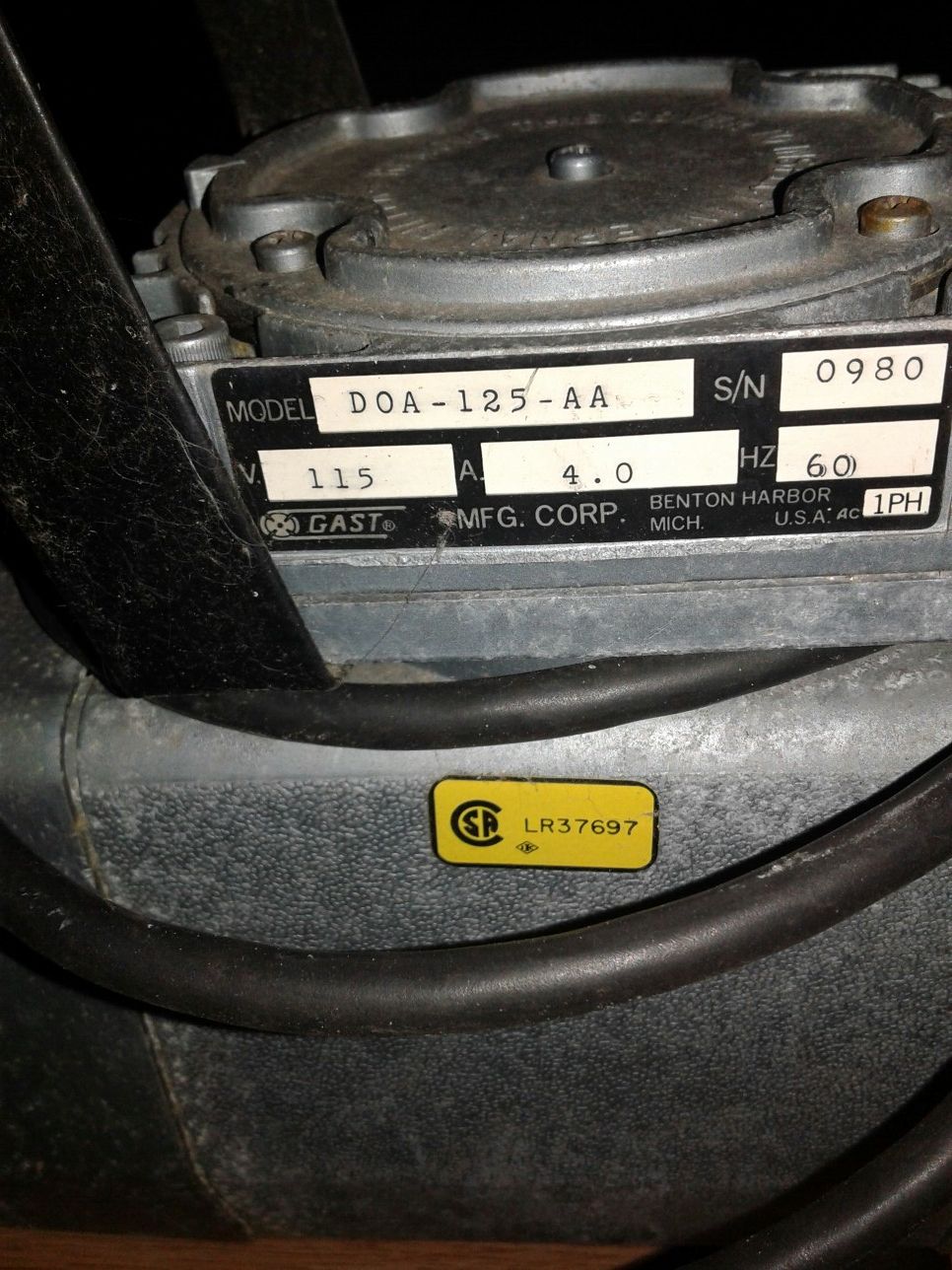 Gast 115 V 4.0 A Vacuum Pump