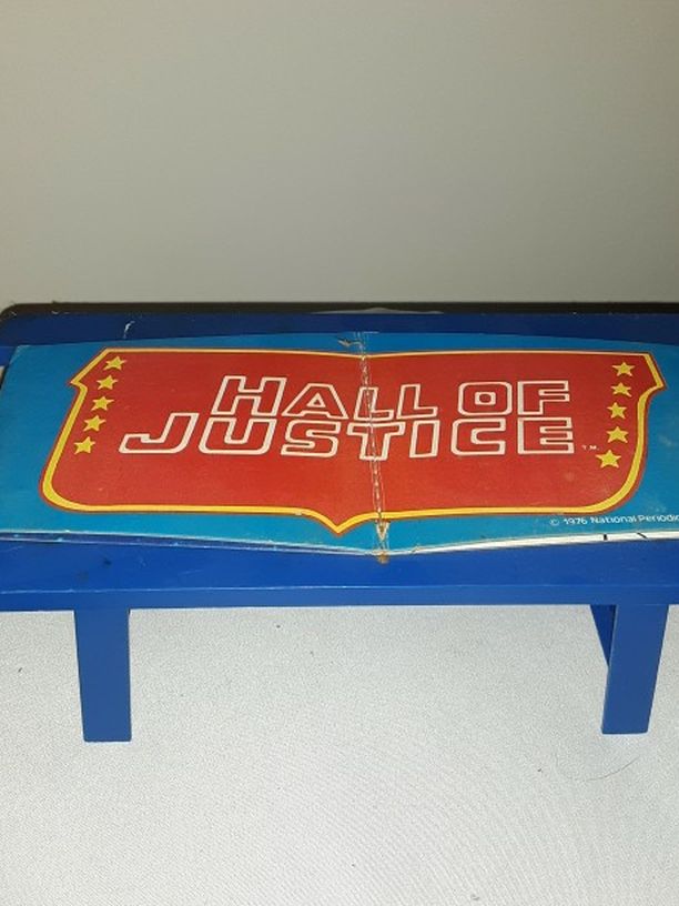 1976 Mego Hall Of Justice Map Table