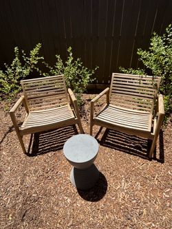 Set of 4 Teak Ventana chairs.