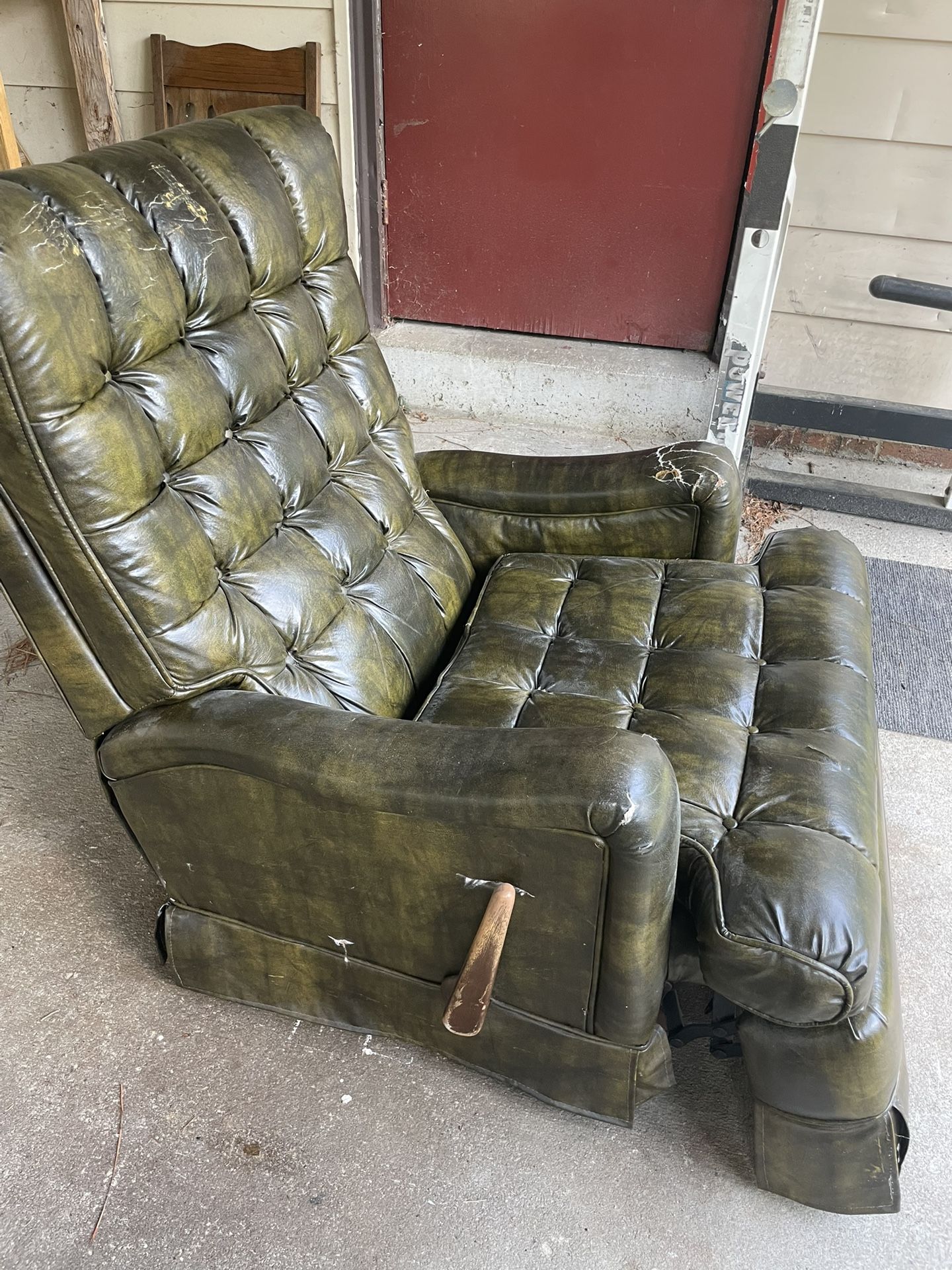 Free Recliner Chair