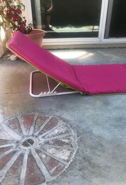 Extendable Beach Chair with Cushion