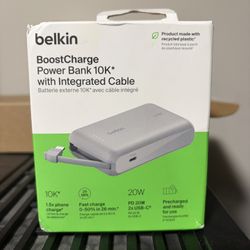 Belkin Boost Charge Power Bank 10k With Integrate Cable. 10000mAh