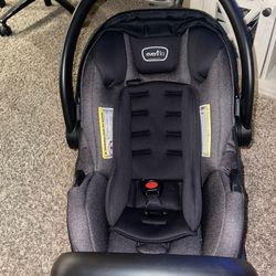 Evenflo Car seat & Base
