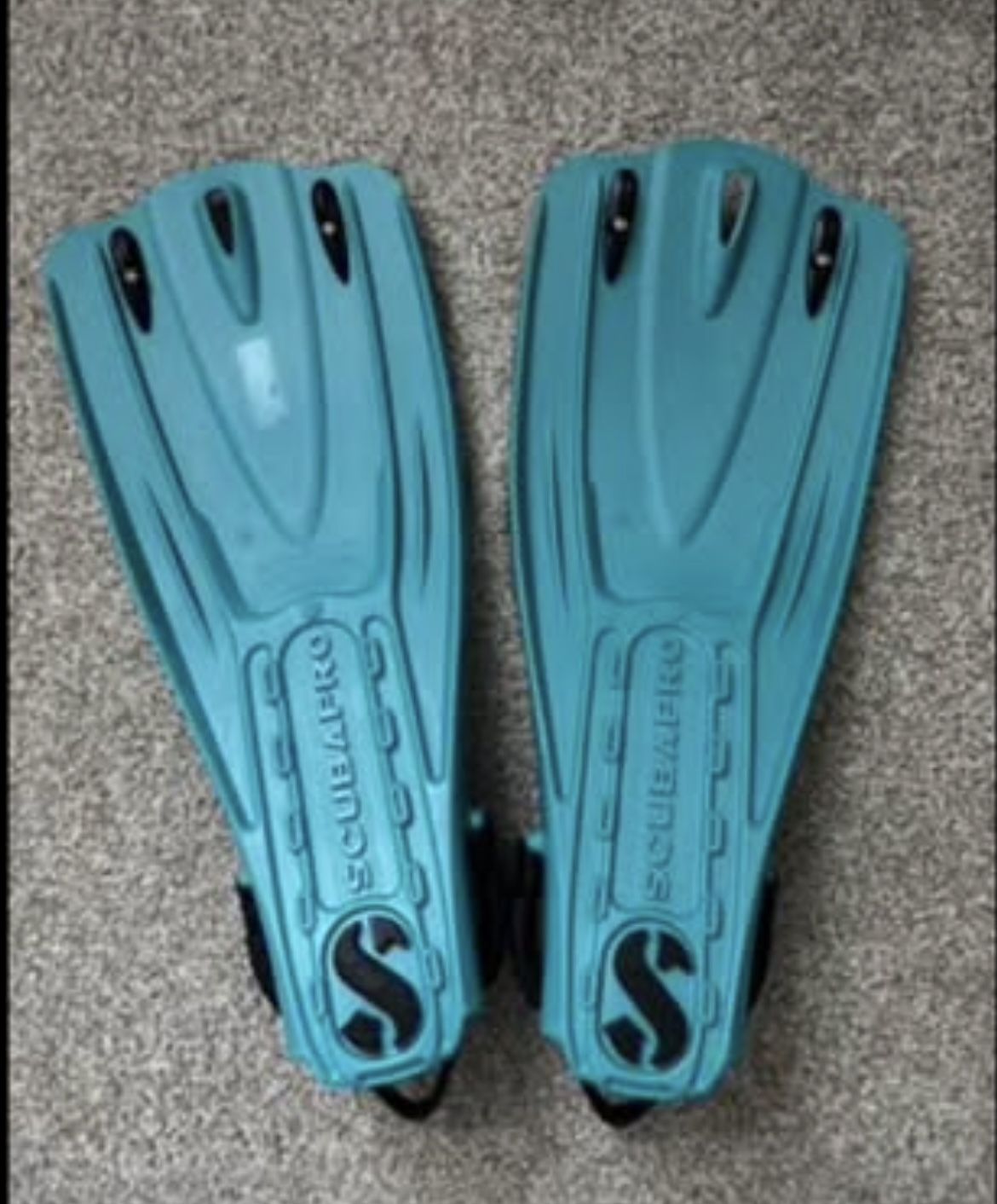 Scuba Go Pro Fins size small