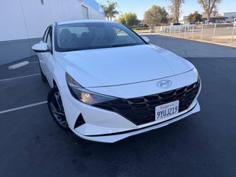 2023 Hyundai Elantra Hybrid