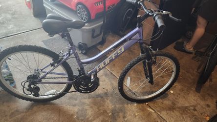 Huffy 24 In Purple Bike 21 Speed