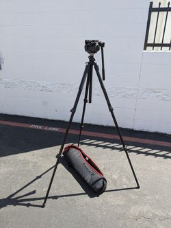 Manfrotto Tripod