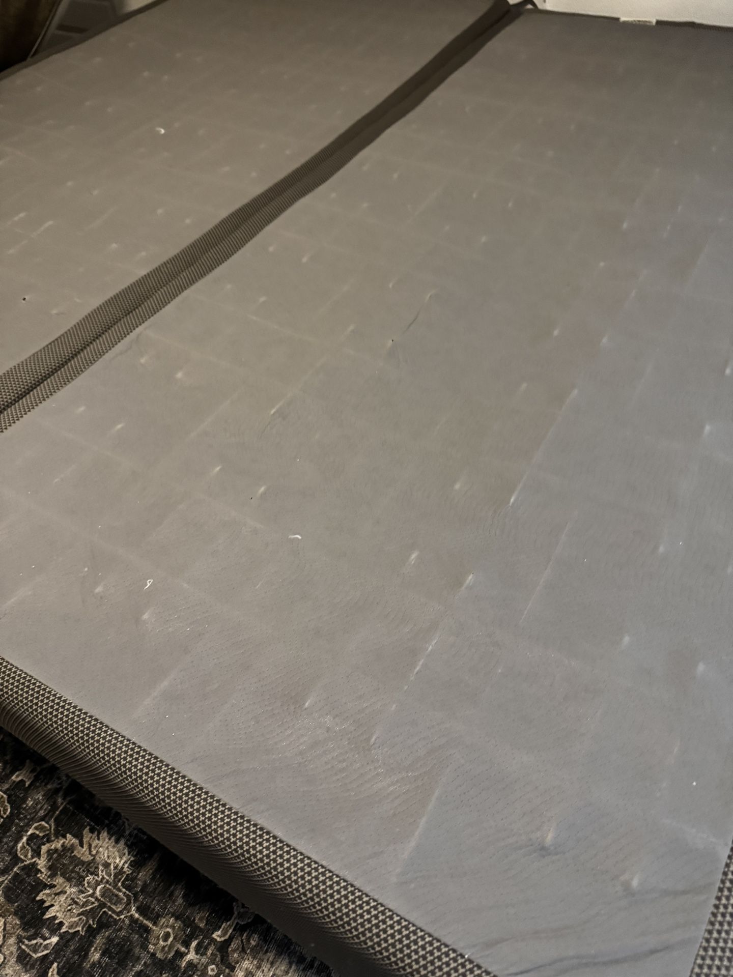 King ( 2 Twin) BOX SPRINGS + Metal Frame