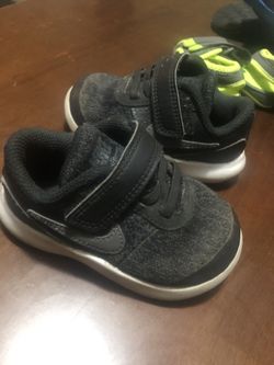 Nike shoes size 5c