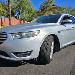 2013 Ford Taurus
