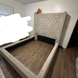 Queen Bed Set 