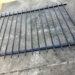 Metal Fence I Have 5 Sections