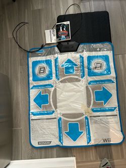 Dance Dance Revolution Hottest Party Wii + Dance Pad