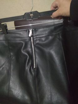 PLUS SIZE BLACK PLASTIC SKIRT